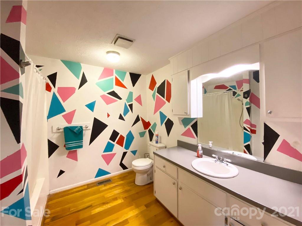 2226 Olde Well Road Hudson, NC 28638 - Photo 13 of 20 Gallery Image 13