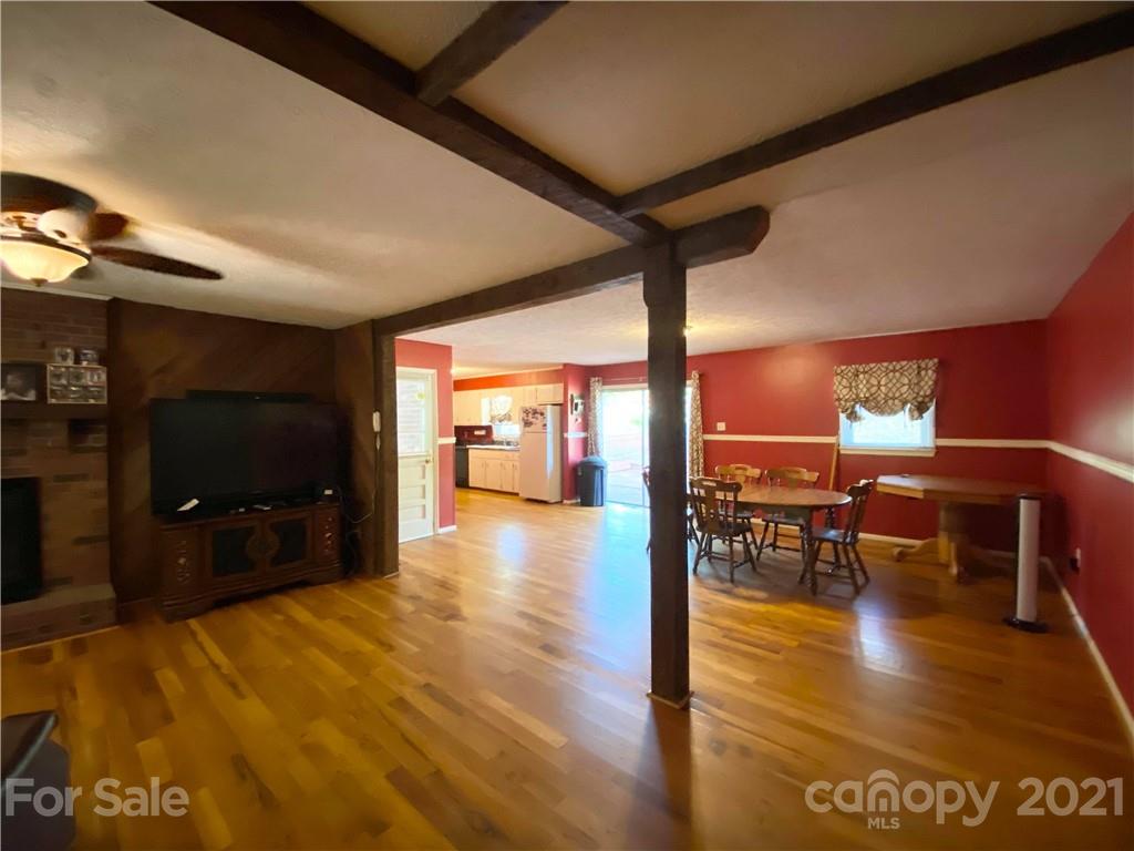 2226 Olde Well Road Hudson, NC 28638 - Photo 5 of 20 Gallery Image 5