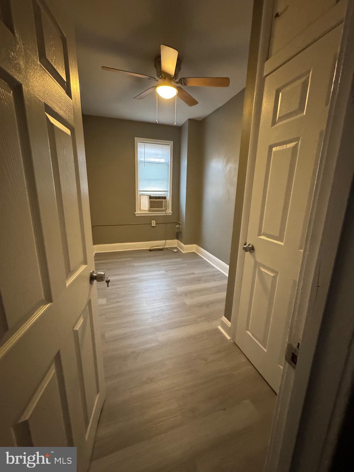 1321 Cambria Street Baltimore, MD 21225 - Photo 23 of 38