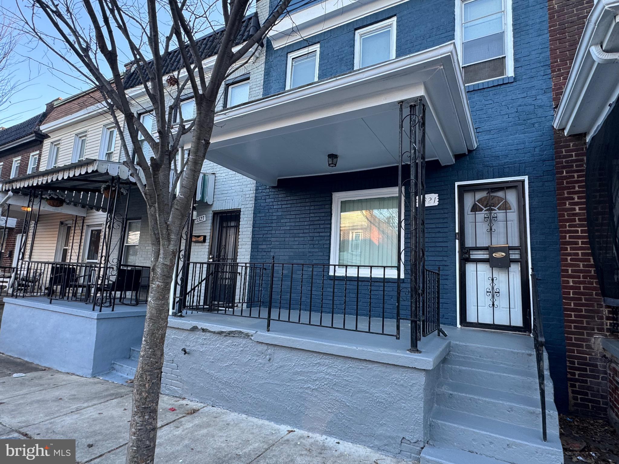 1321 Cambria Street Baltimore, MD 21225 - Photo 3 of 38