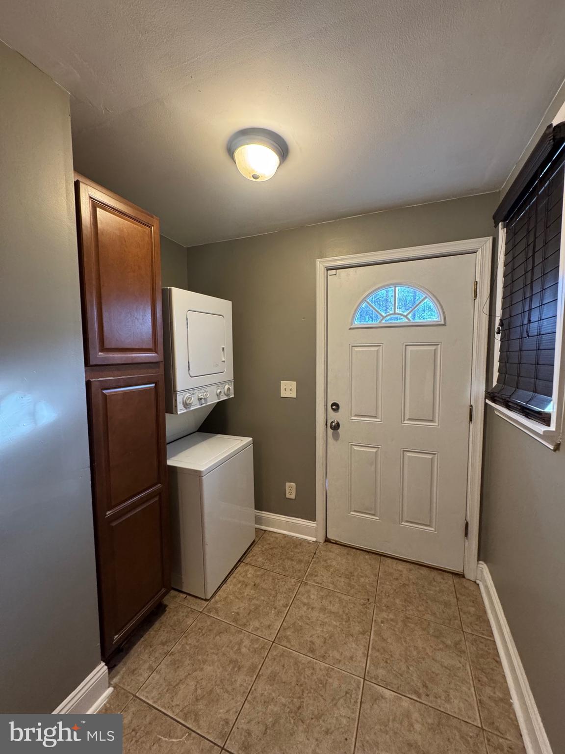 1321 Cambria Street Baltimore, MD 21225 - Photo 9 of 38