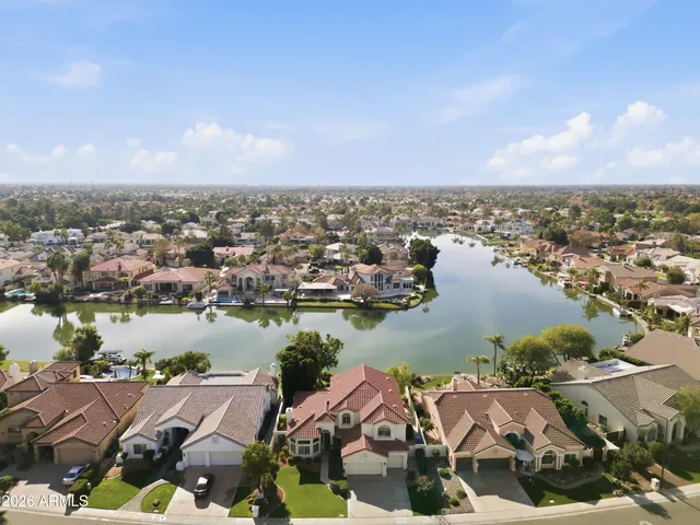 $1,095,000 | 1349 East Catamaran Drive, Gilbert, AZ 85234