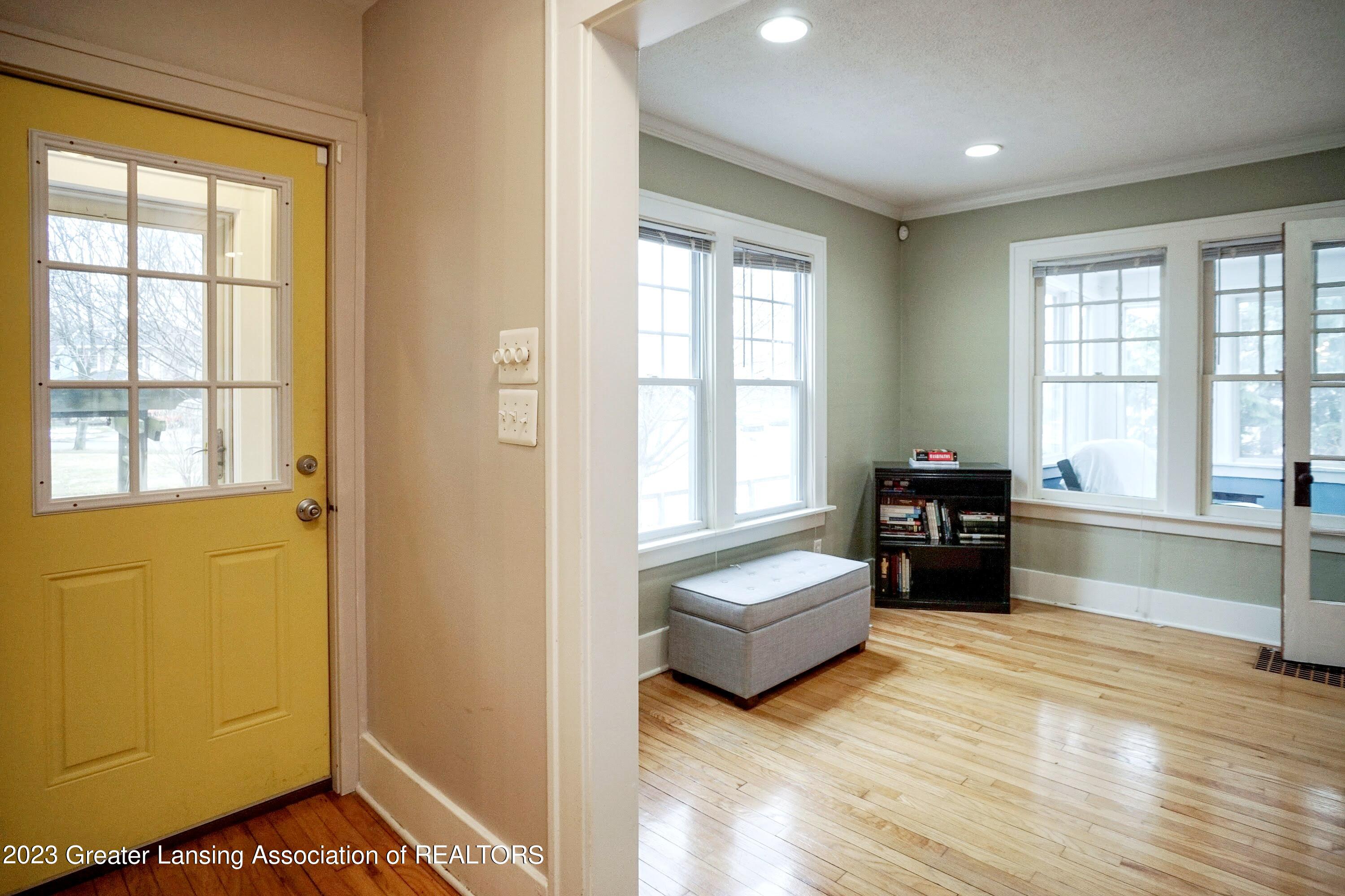 1505 Osborn Rd - MLS-15