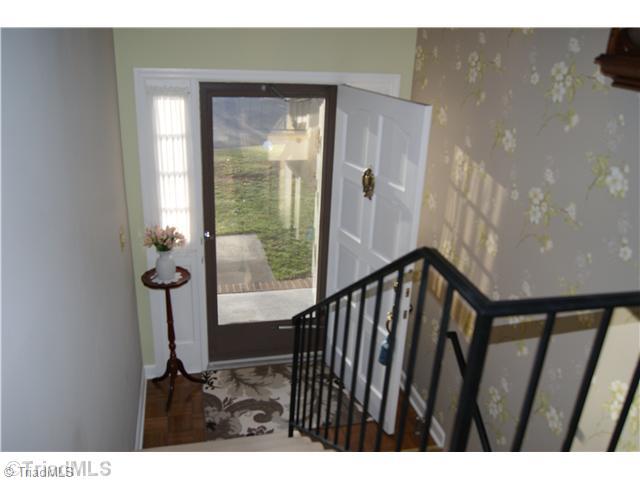 3515 Court Road Winston-Salem, NC 27106 - Photo 8 of 16 Entry.