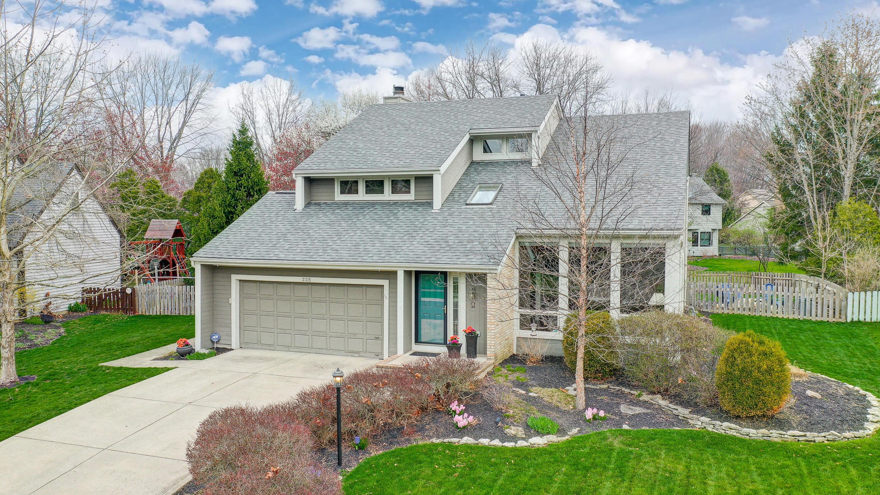 225 Olentangy Ridge Place Powell, OH 43065 - Photo 2 of 65 002