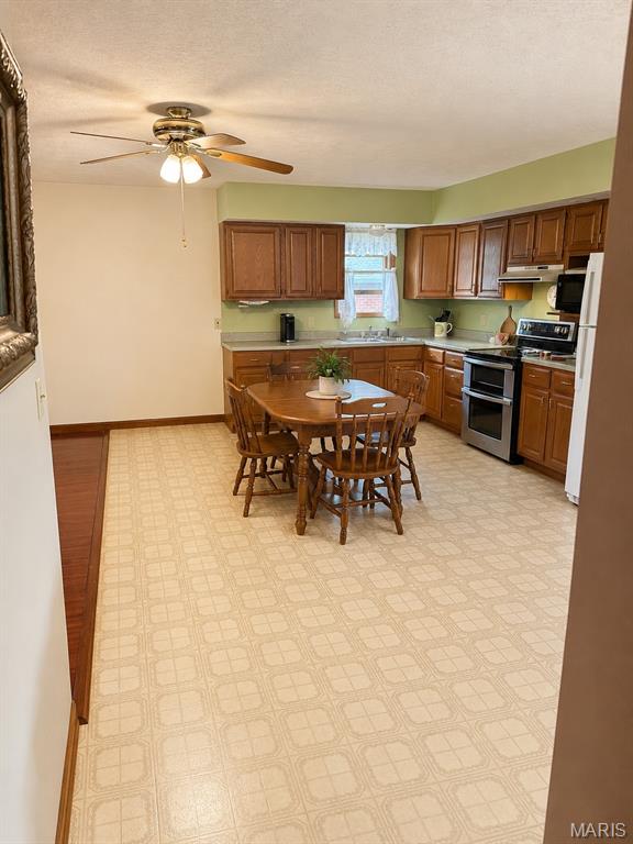 651 Dora Street Beckemeyer, IL 62219 - Photo 9 of 19