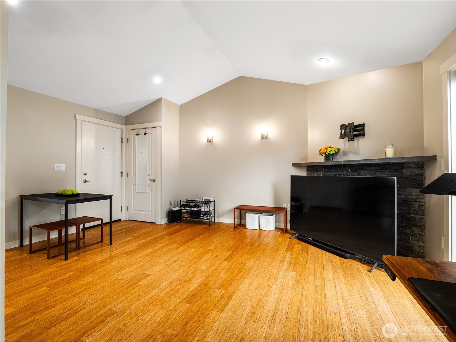 8125 Willows Road, Unit B302 Redmond, WA 98052 - Photo 13 of 28