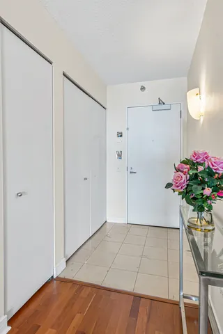 $2,550 | 512 North McClurg Court, Unit 5505, Chicago, IL 60611