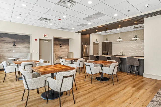 $2,550 | 512 North McClurg Court, Unit 5505, Chicago, IL 60611