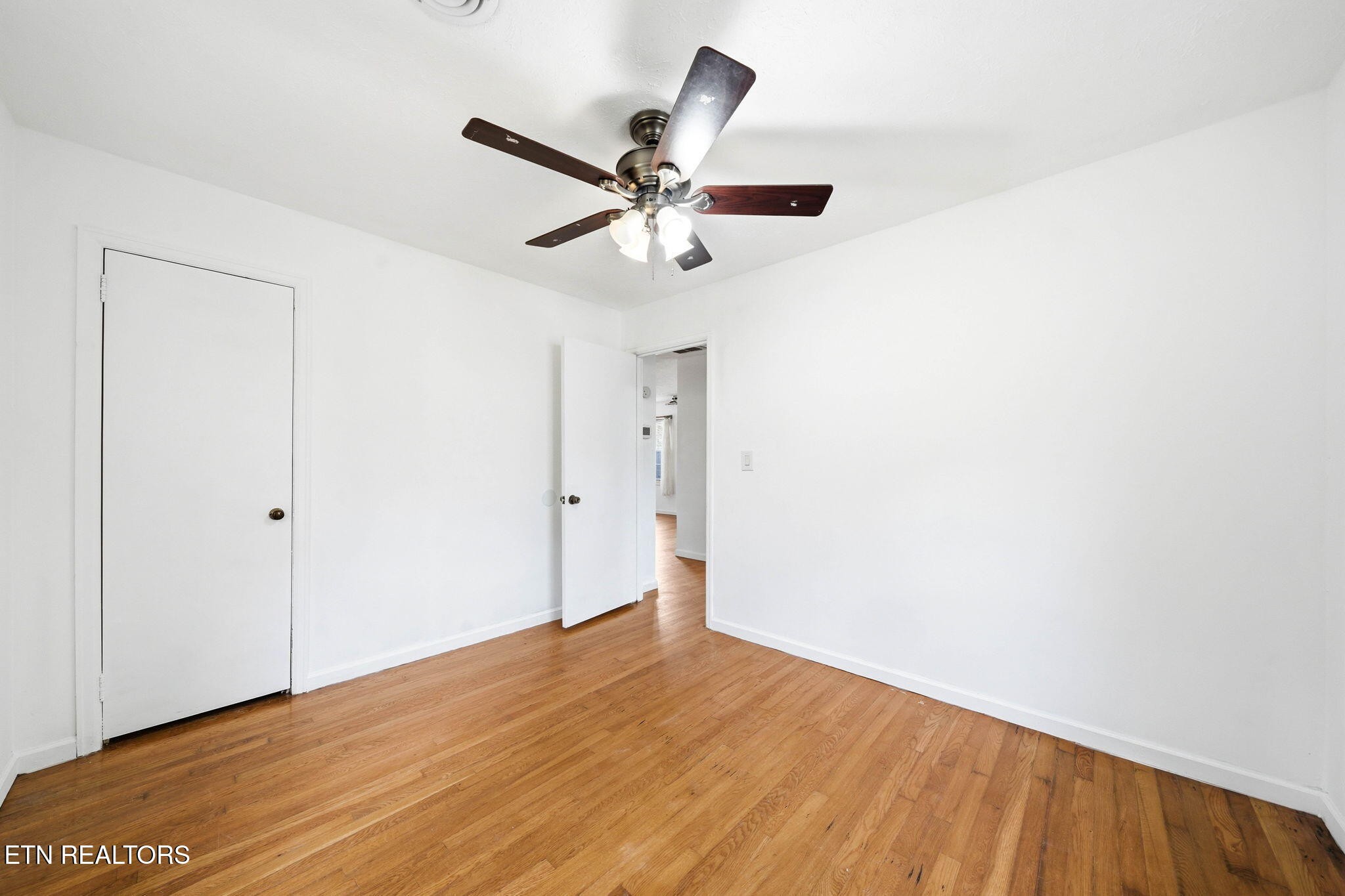415 Parker Road Morristown, TN 37813 - Photo 17 of 20 Gallery Image 17