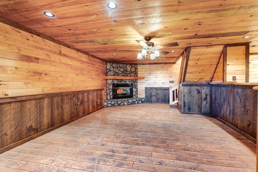 716 Lakeview Circle Morganton, GA 30560 - Photo 13 of 52
