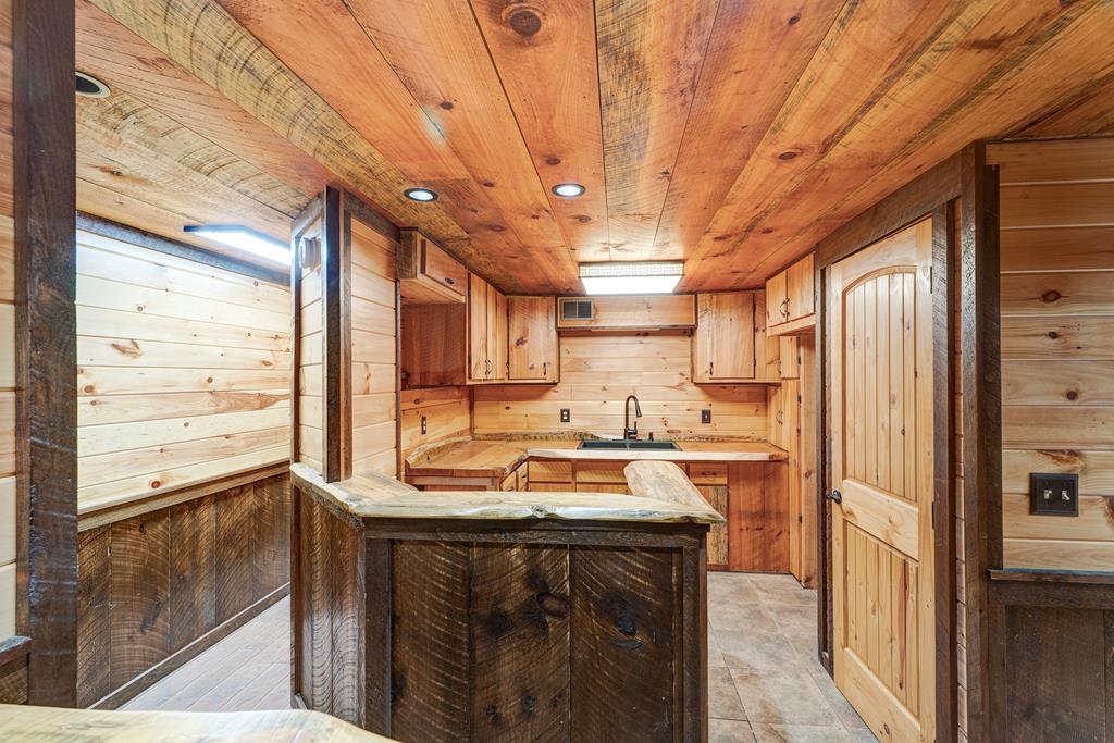 716 Lakeview Circle Morganton, GA 30560 - Photo 28 of 52