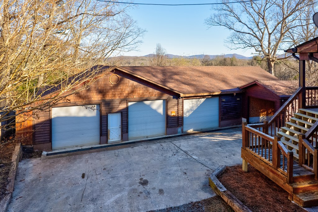 716 Lakeview Circle Morganton, GA 30560 - Photo 3 of 52