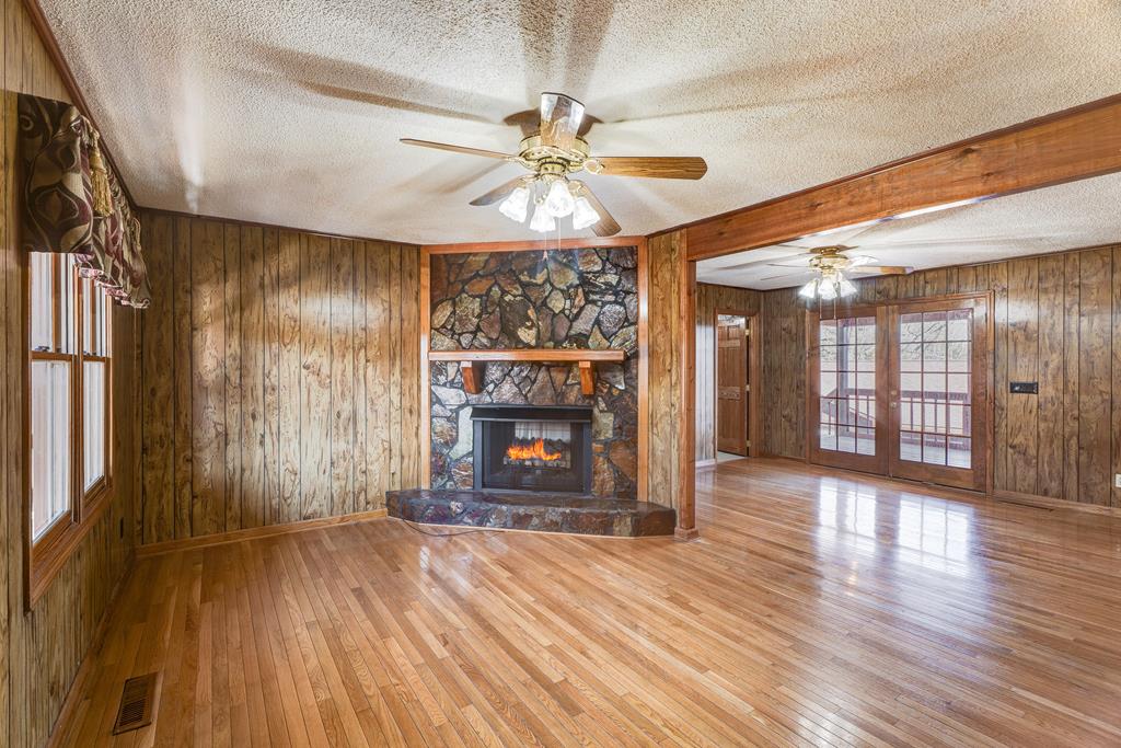 716 Lakeview Circle Morganton, GA 30560 - Photo 6 of 52