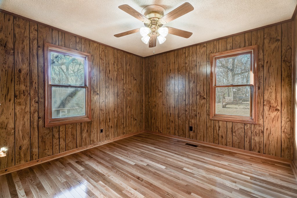 716 Lakeview Circle Morganton, GA 30560 - Photo 8 of 52