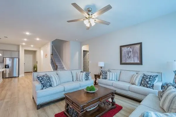 $3,150 | 2253 Burning Bush Lane, Waxahachie, TX 75167