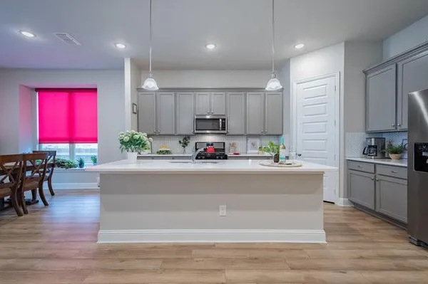 $3,150 | 2253 Burning Bush Lane, Waxahachie, TX 75167