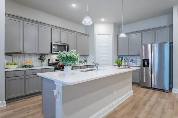 $3,150 | 2253 Burning Bush Lane, Waxahachie, TX 75167