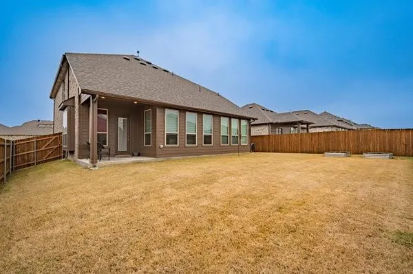 $3,150 | 2253 Burning Bush Lane, Waxahachie, TX 75167
