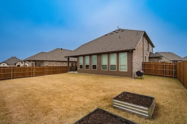 $3,150 | 2253 Burning Bush Lane, Waxahachie, TX 75167