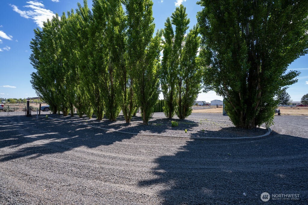 7826 Bouldercrest Road Northeast Moses Lake, WA 98837 - Photo 30 of 32 Gallery Image 30