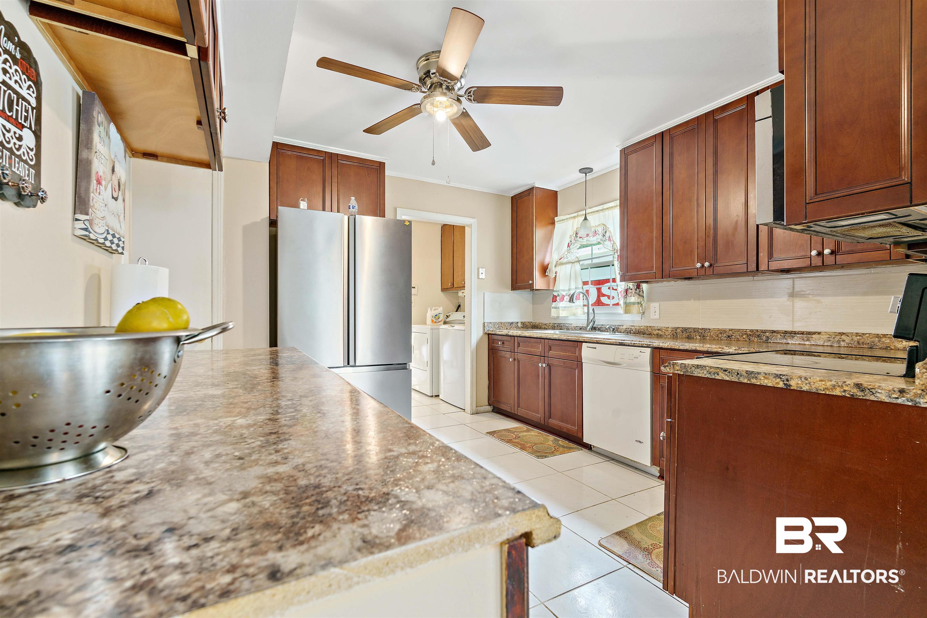817 Challen Circle North Mobile, AL 36608 - Photo 7 of 33