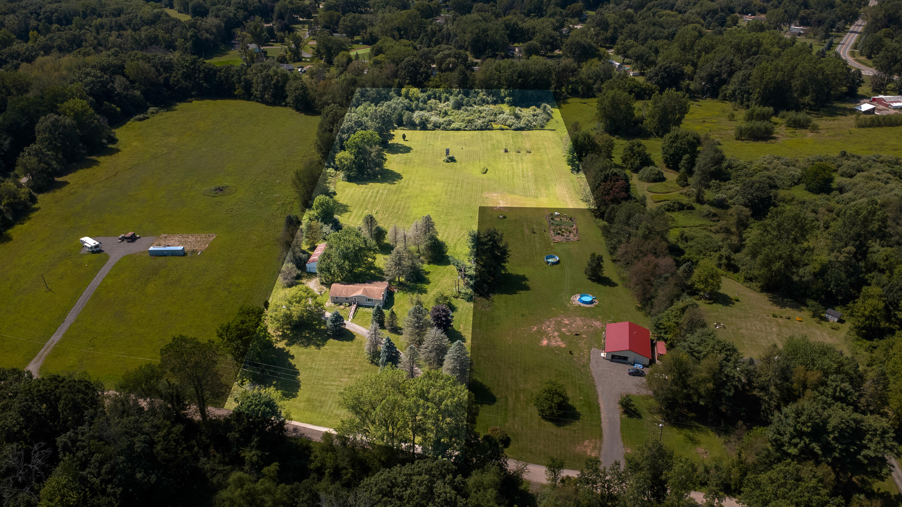 15601 Devonshire Pinckney, MI 48169 - Photo 1 of 33 DJI_0797-HDR-Edit