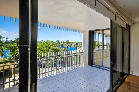 $1,199,000 | 2 Grove Isle Drive, Unit B404, Coconut Grove, FL 33133