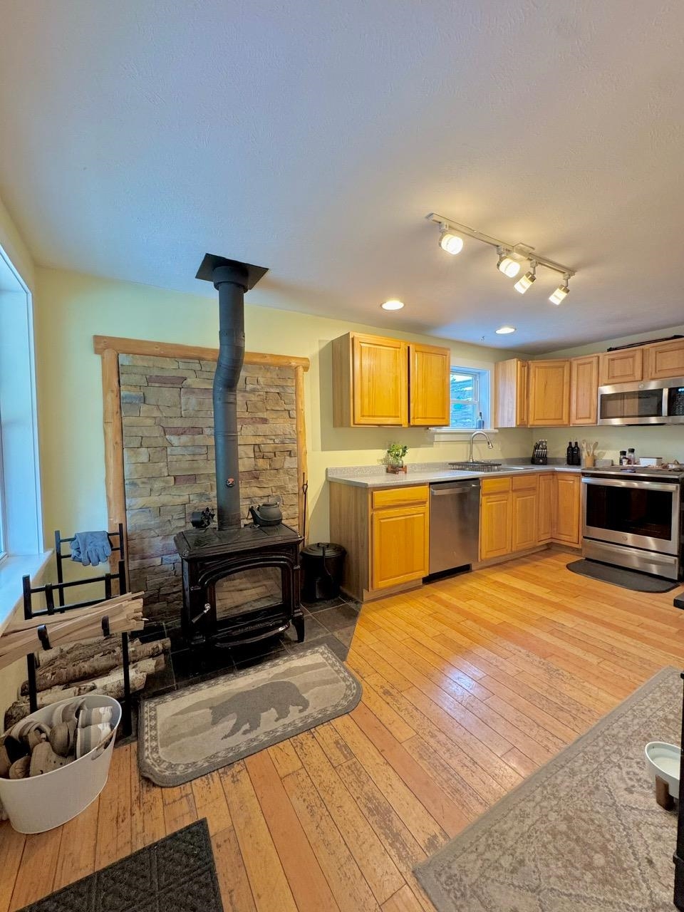 23 Intervale Avenue Richford, VT 05476 - Photo 13 of 32