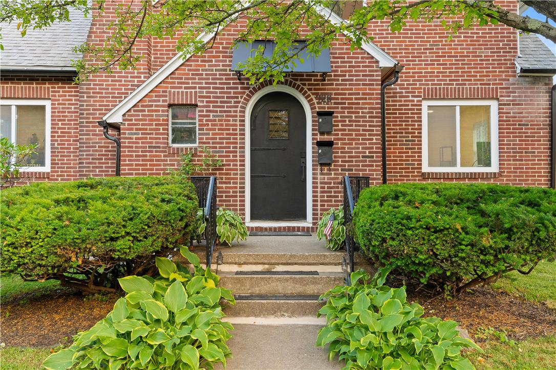726 Seneca Street Bethlehem, PA 18015 - Photo 5 of 66