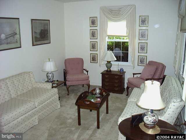 309 Pinehurst Road York, PA 17402 - Photo 4 of 8 Gallery Image 4