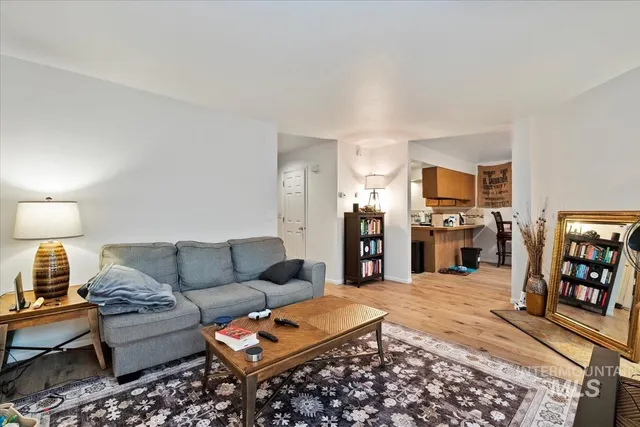 $665,000 | 9495-9497 West Edna Street, Boise, ID 83704