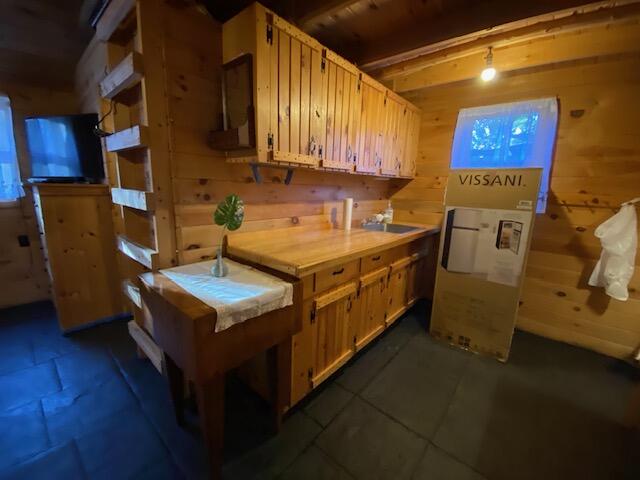 244 Madawaska Road New Sweden, ME 04762 - Photo 16 of 36 244 Madawaska RoaD New Sweden Fall 2024