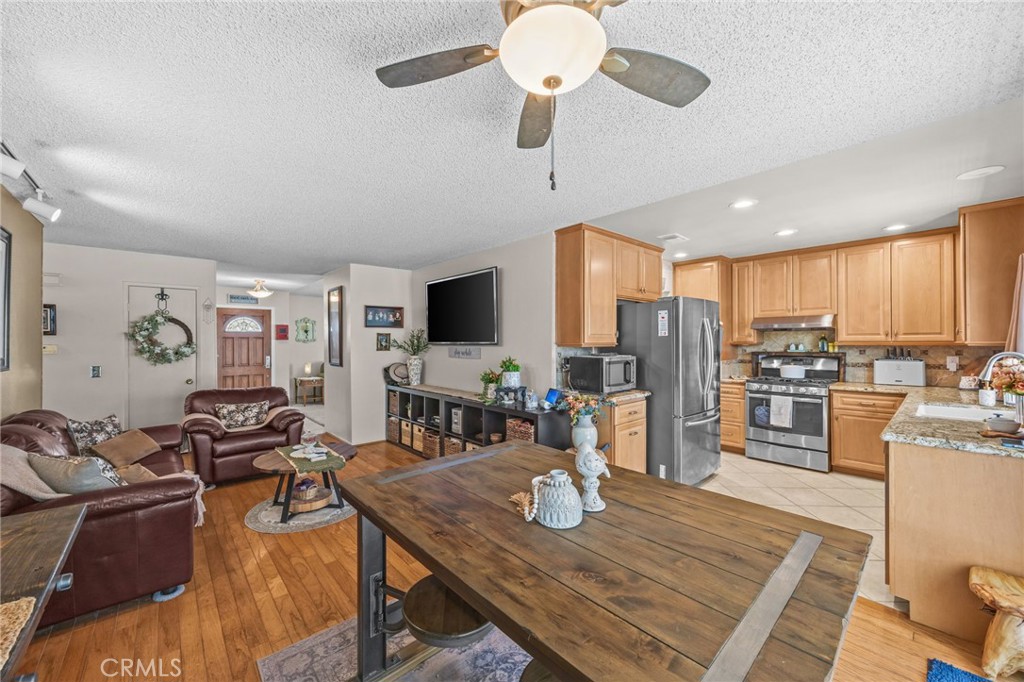 11539 Inglewood Court Riverside, CA 92503 - Photo 14 of 43