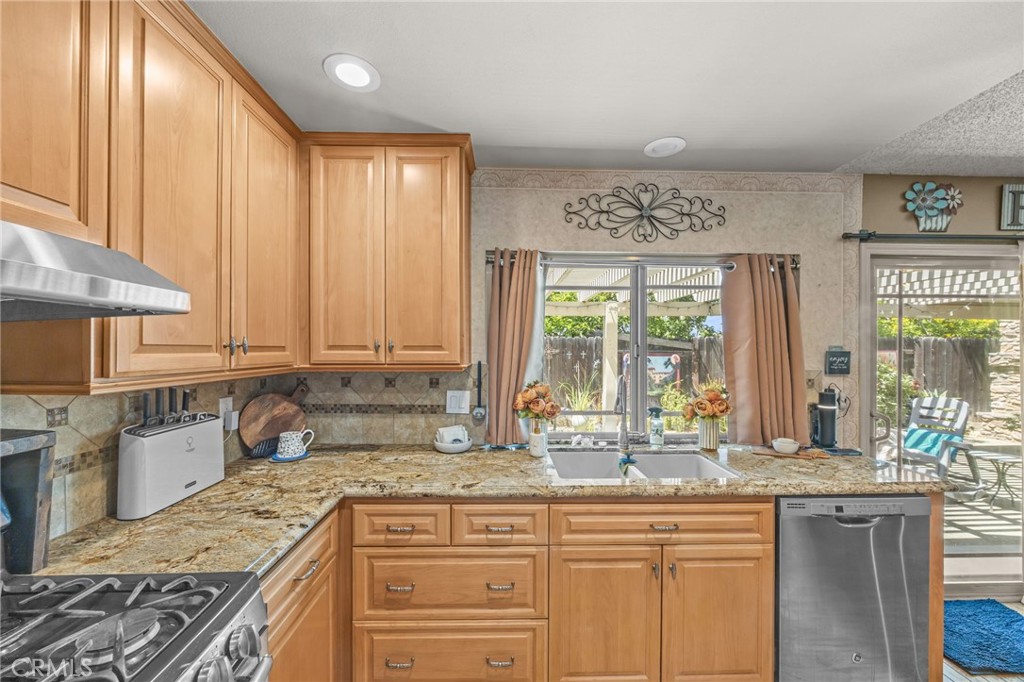 11539 Inglewood Court Riverside, CA 92503 - Photo 17 of 43