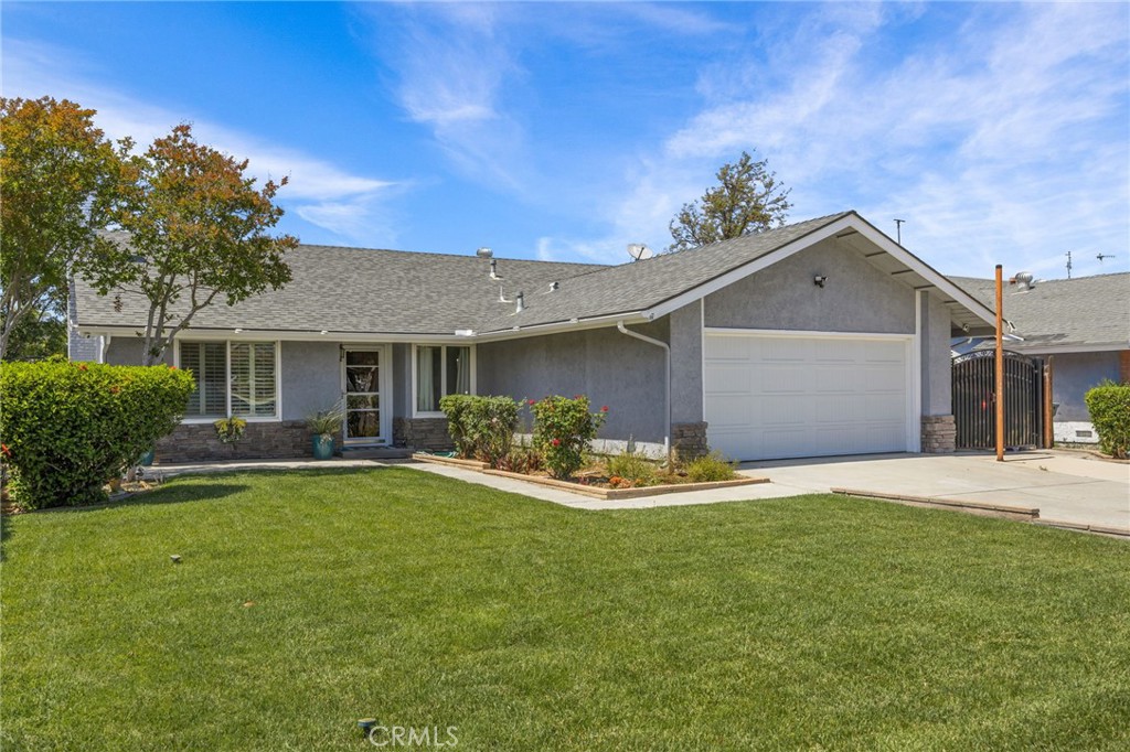 11539 Inglewood Court Riverside, CA 92503 - Photo 2 of 43