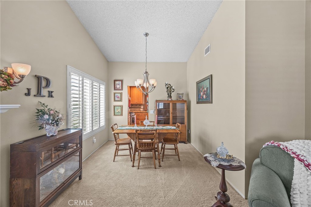 11539 Inglewood Court Riverside, CA 92503 - Photo 7 of 43