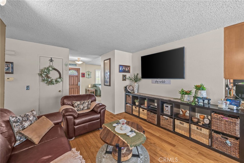 11539 Inglewood Court Riverside, CA 92503 - Photo 10 of 43