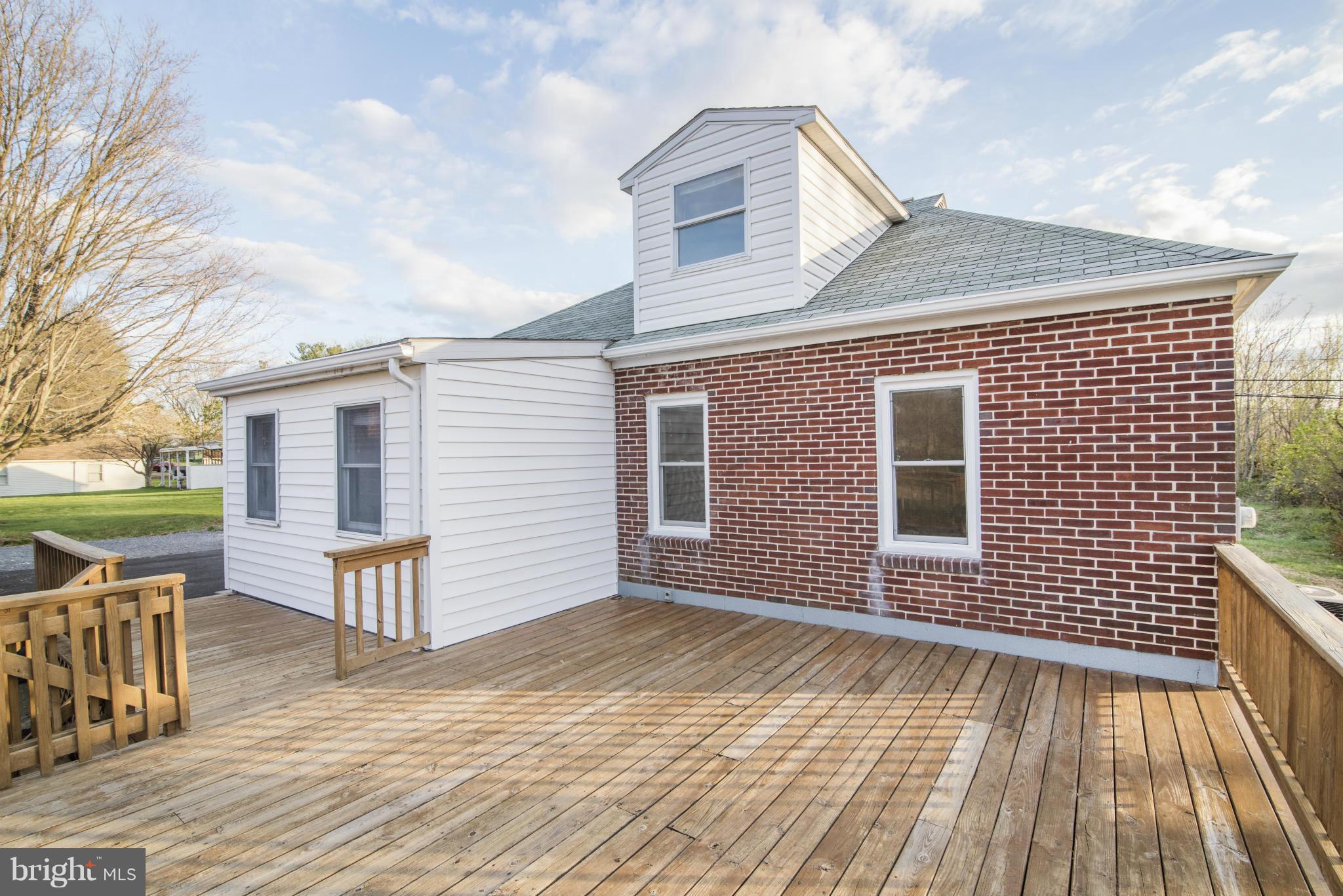16372 Spielman Road Williamsport, MD 21795 - Photo 26 of 30 Exterior (Rear)