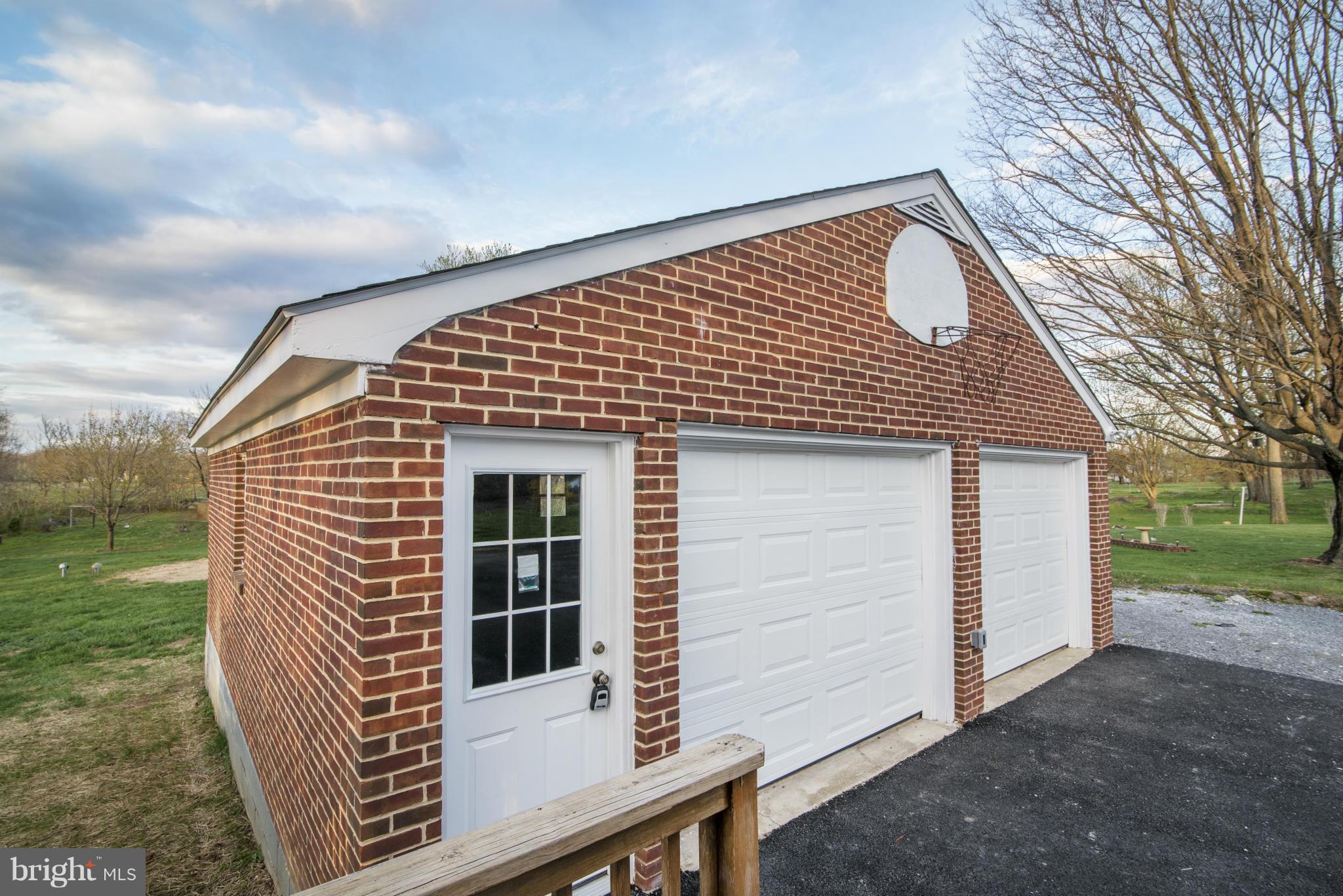 16372 Spielman Road Williamsport, MD 21795 - Photo 6 of 30 Exterior (Front)