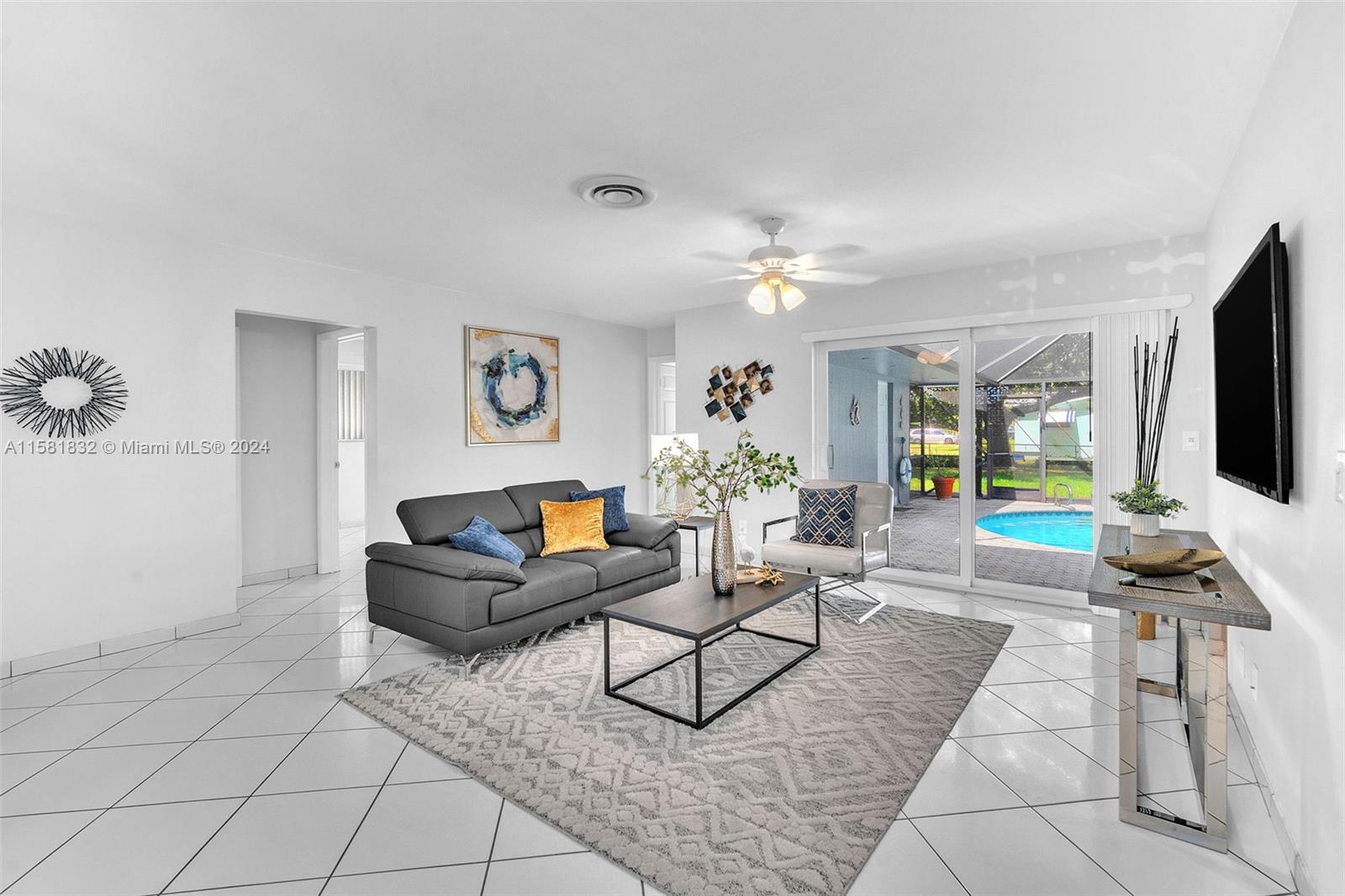 1904 North Park Road Hollywood, FL 33021 - Photo 25 of 28 Gallery Image 25