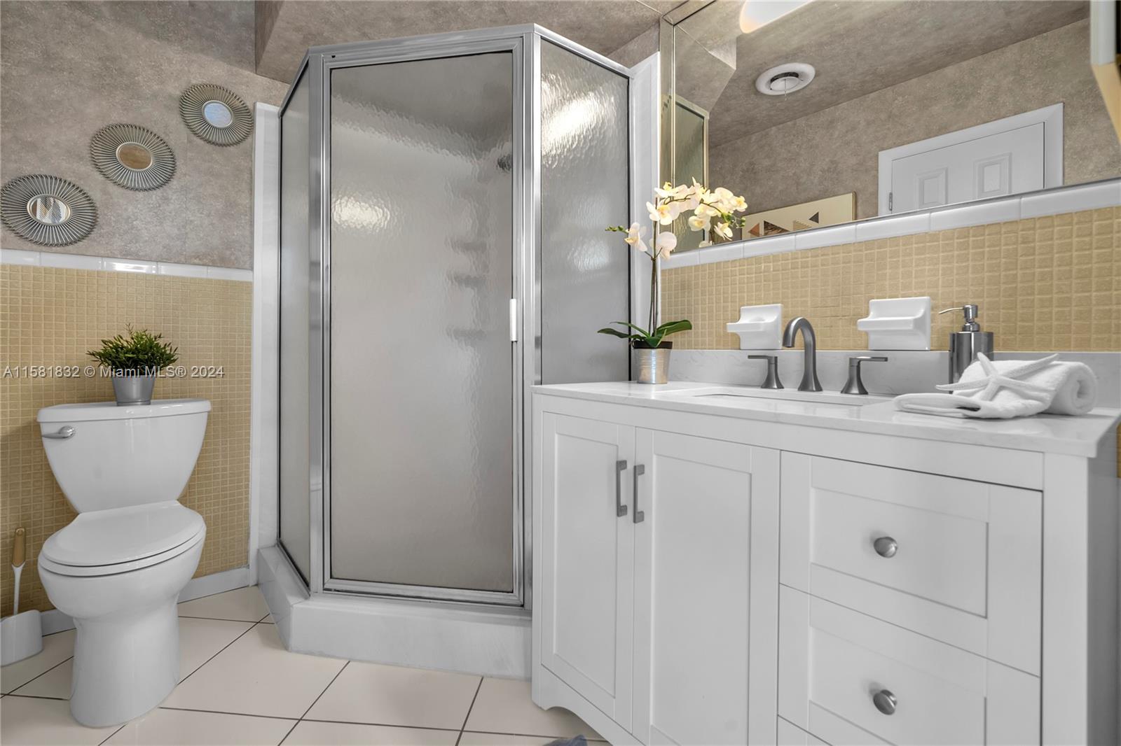 1904 North Park Road Hollywood, FL 33021 - Photo 8 of 28 Gallery Image 8
