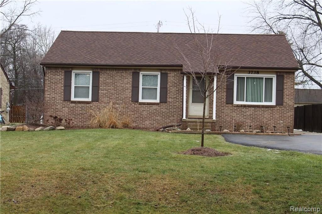 3738 Cone Avenue Rochester Hills, MI 48309 - Photo 2 of 26