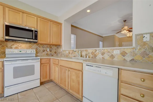 $1,875 | 576 Carmel Mesa Drive, Henderson, NV 89012