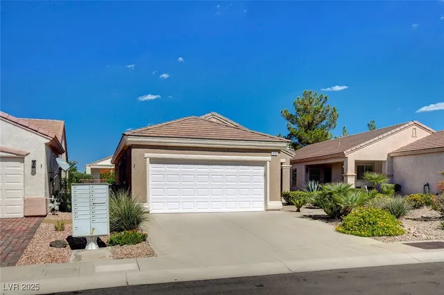 $1,875 | 576 Carmel Mesa Drive, Henderson, NV 89012