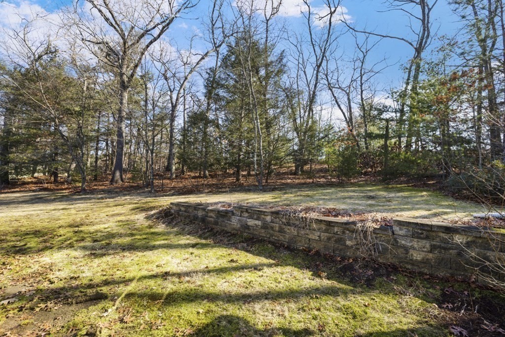 46 Catherine Avenue Reading, MA 01867 - Photo 29 of 32 Gallery Image 29