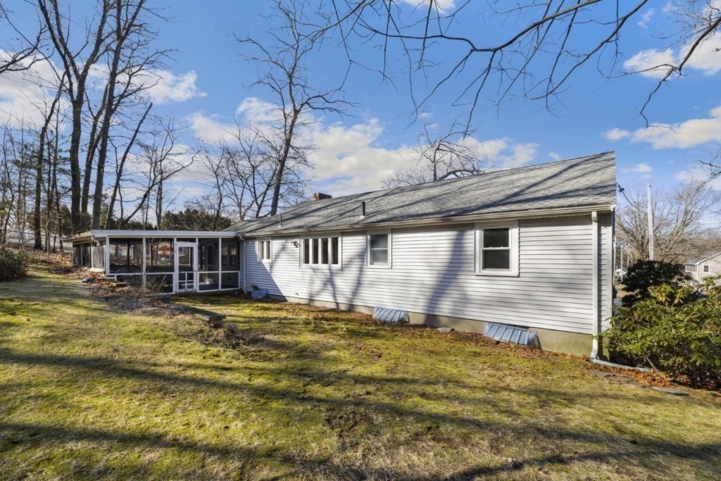 46 Catherine Avenue Reading, MA 01867 - Photo 30 of 32 Gallery Image 30