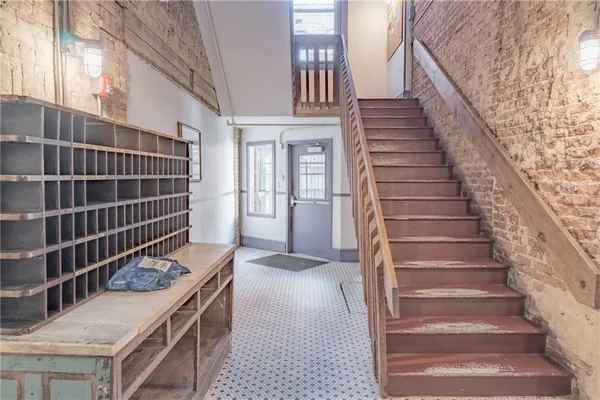 a view of entryway and hall