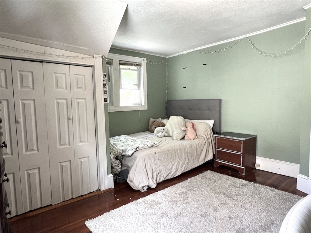 26 Byron Street Springfield, MA 01109 - Photo 33 of 41