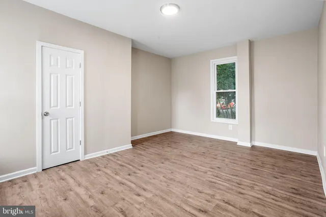 $385,000 | 350 New York Avenue, Columbus, NJ 08022